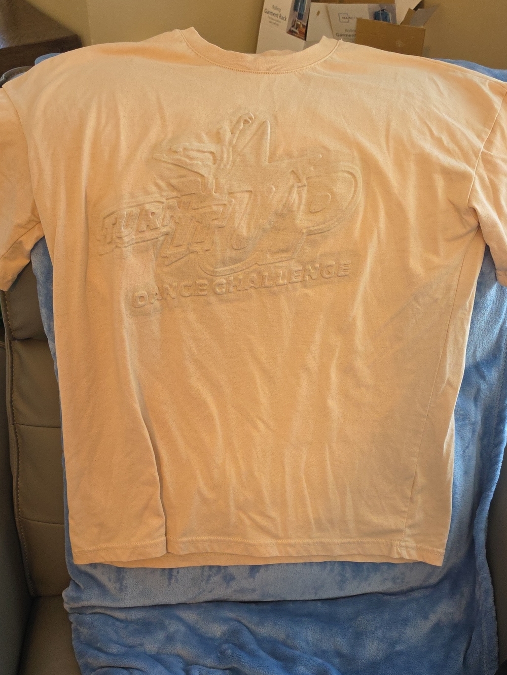 Peach Short-Sleeve Graphic Tee - Unbranded